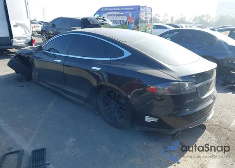 2013 Tesla Model S из США, поврежденный, VIN 5YJSA1DN1DFP07973